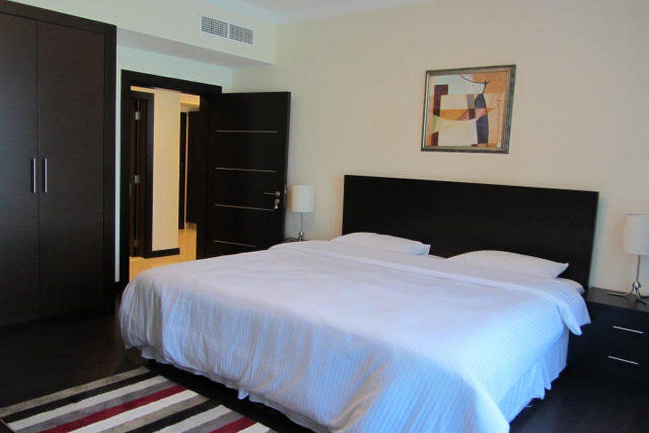 Tulip Hotel & Suites Manama Exterior photo