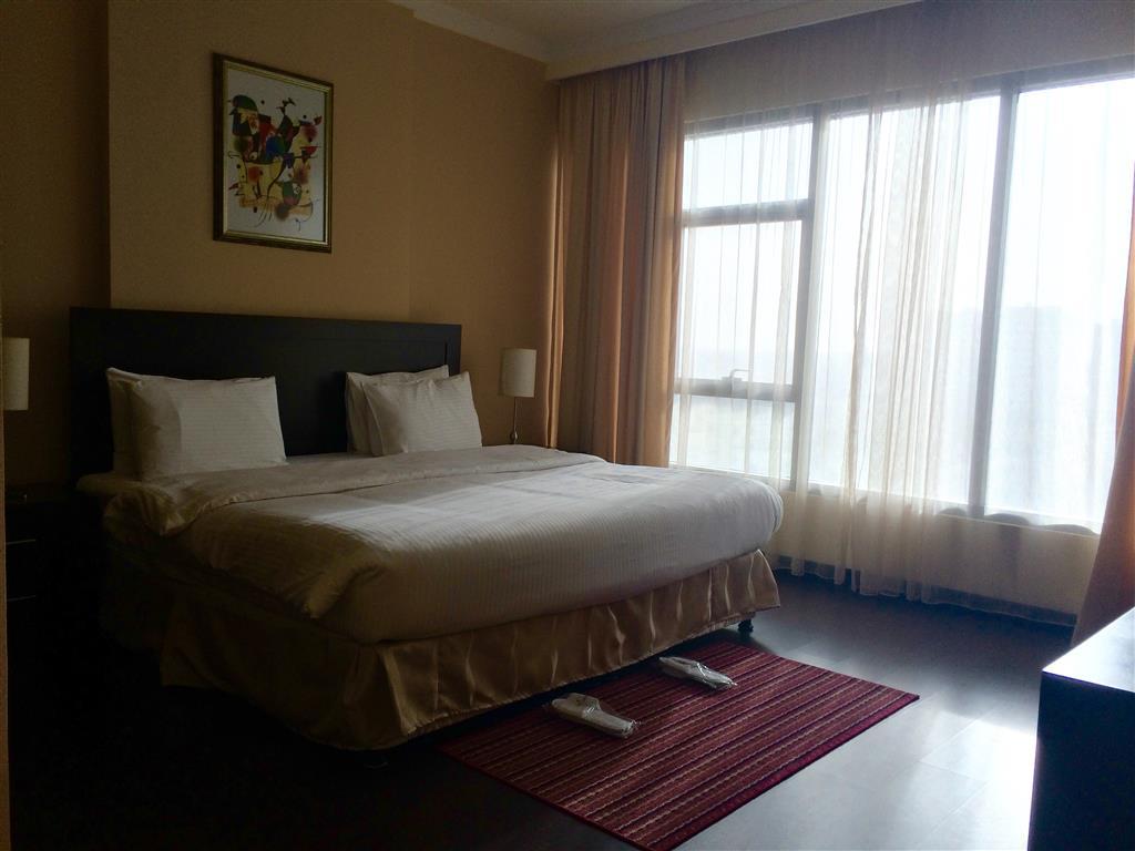 Tulip Hotel & Suites Manama Exterior photo